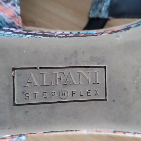 Alfani Women's Step 'N Flex Strappy Voyage Wedge Sandals Snakeskin Print Size 10 - Picture 11 of 11